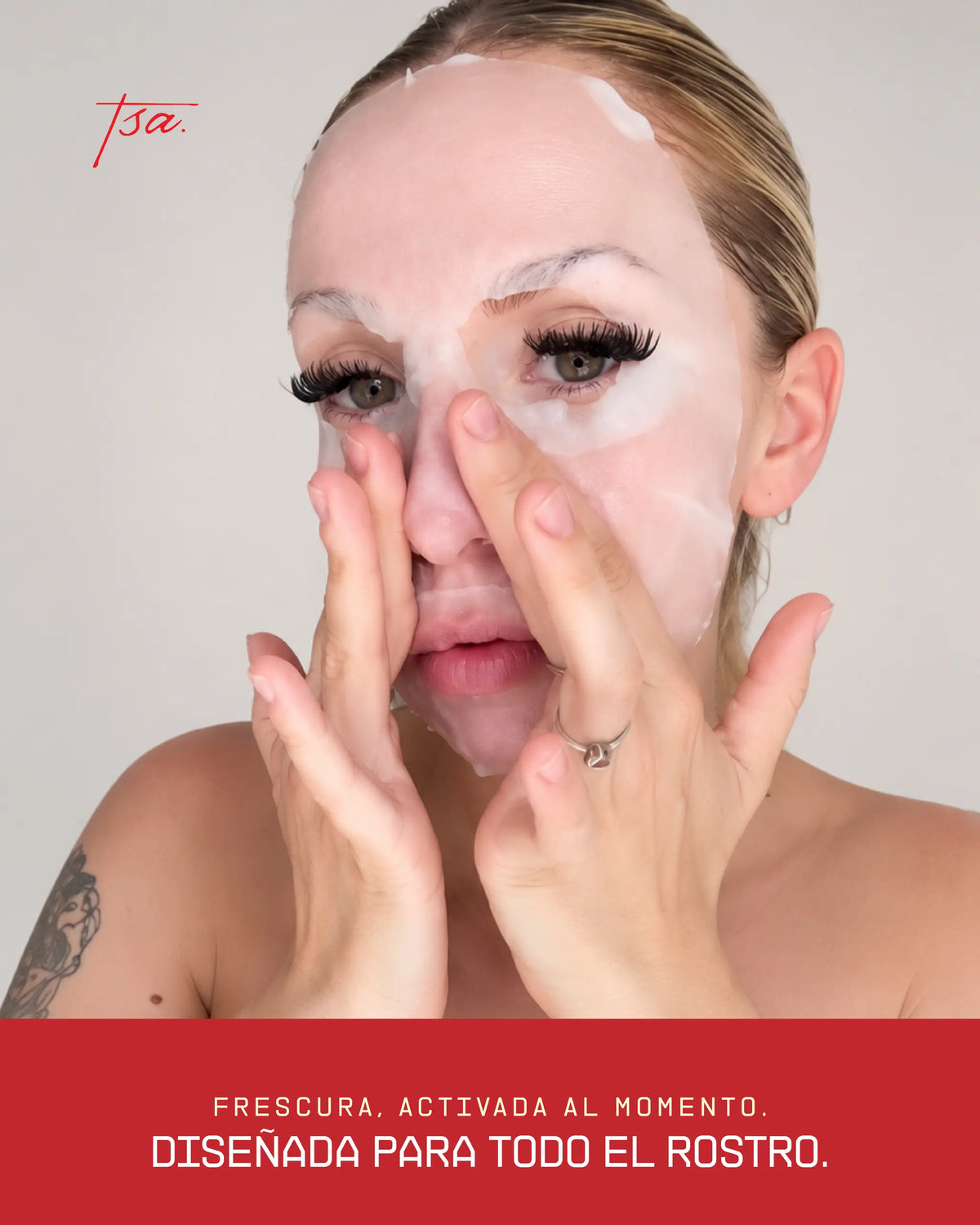 Mascarilla Facial de Colágeno Liofilizado con Ácido Hialurónico y Ácido Salvianólico B