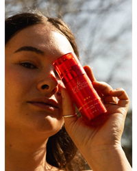 Even-Tone Glow Cream Model Image